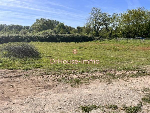 Terrain à vendre de 817 m²