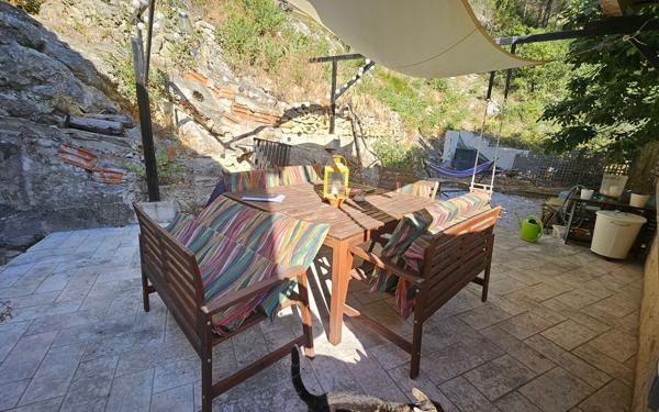 Maison à vendre    4 pièces • 82 m2 Marseille 11