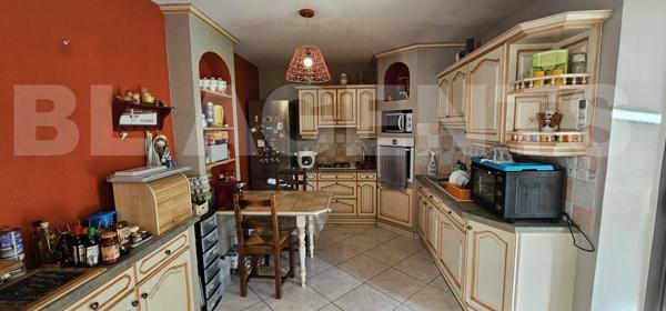  Maison 122 m² sur grand terrain de 6 210 m² – Calme, confort et espace ! 