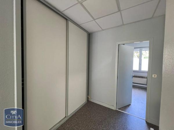 Local professionnel à vendre