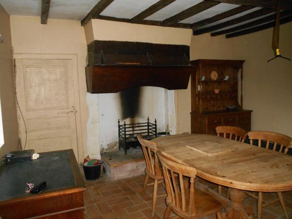 Maison de campagne à rénover 38 900 € H.A.I.*