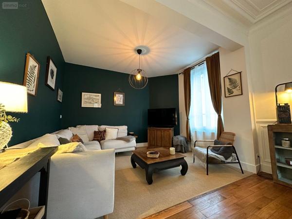 Maison de maître à vendre à Montrichard-Val-de-Cher dans le Loir-et-Cher (41400), ref : 12101/1191   
CENTRE BOURG