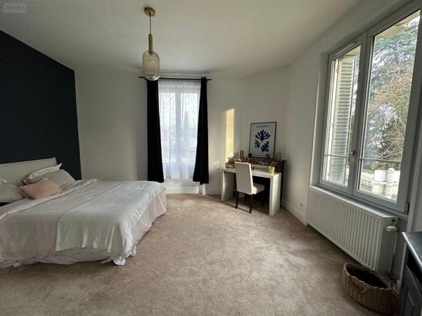 Maison de maître à vendre à Montrichard-Val-de-Cher dans le Loir-et-Cher (41400), ref : 12101/1191   
CENTRE BOURG