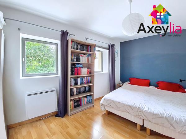 Charlieu (42190) A VENDRE - MAISON 3 CHAMBRES AVEC GARAGE ET TERRASSE - CHARLIEU