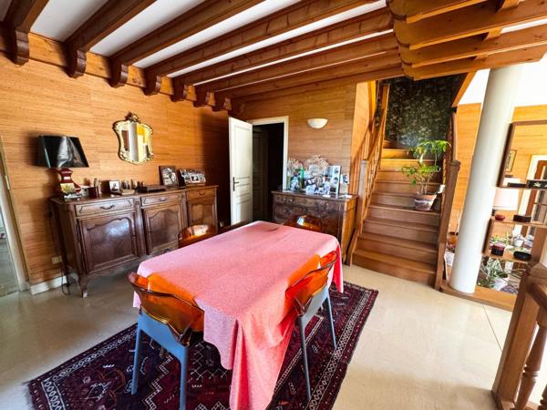 Maison de 222m² avec terrain de 5712m² à DAVEZIEUX