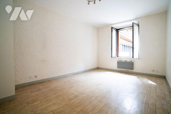 NOUVEAUTE - PLACE HOCHE STUDIO T1
