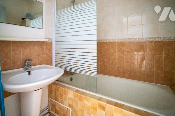 NOUVEAUTE - PLACE HOCHE STUDIO T1