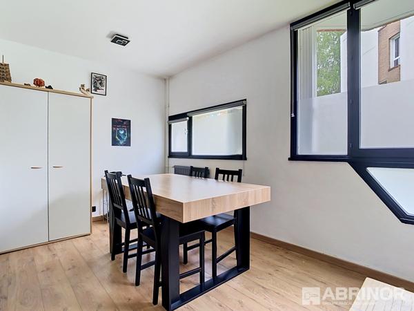 Studio avec stationnement vendu loué secteur Château VILLENEUVE D ASCQ