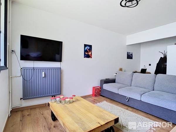 Studio avec stationnement vendu loué secteur Château VILLENEUVE D ASCQ