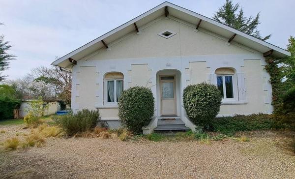 Maison à vendre |                                       Saint-Seurin-sur-l'Isle |                                        4 pièces  |  98 m²