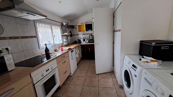 Maison à vendre |                                       Saint-Seurin-sur-l'Isle |                                        4 pièces  |  98 m²