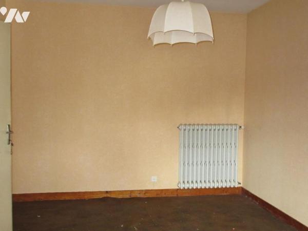 MAISON 6 PIECES ET DEPENDANCE CENTRE VILLE