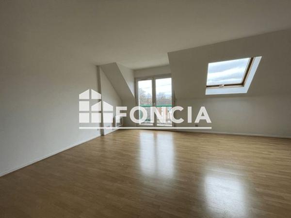 Location Appartement 3 pièces 76.5 m² - 44-48 RUE BONTE POLLET Lille 59000