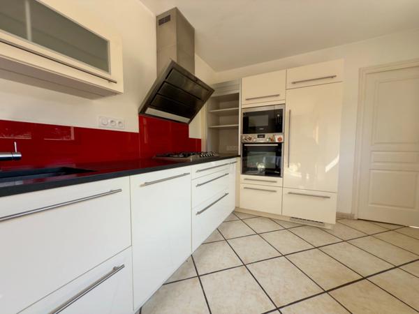 DOUARNENEZ (29) - Maison 6 pièces - 123 m² - 4 chambres - 712 m² de terrain