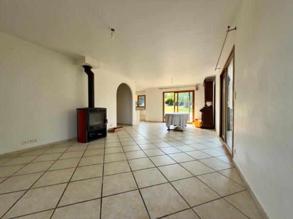 DOUARNENEZ (29) - Maison 6 pièces - 123 m² - 4 chambres - 712 m² de terrain