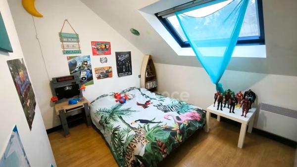 Propriete à vendre 8 pièces PENMARCH (29) 193 m2