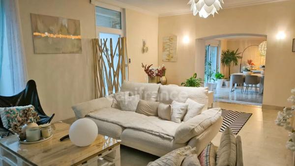 Propriete à vendre 8 pièces PENMARCH (29) 193 m2