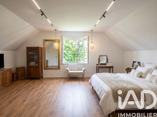 Maison à vendre 5 pièces 228 m² Joué-lès-Tours