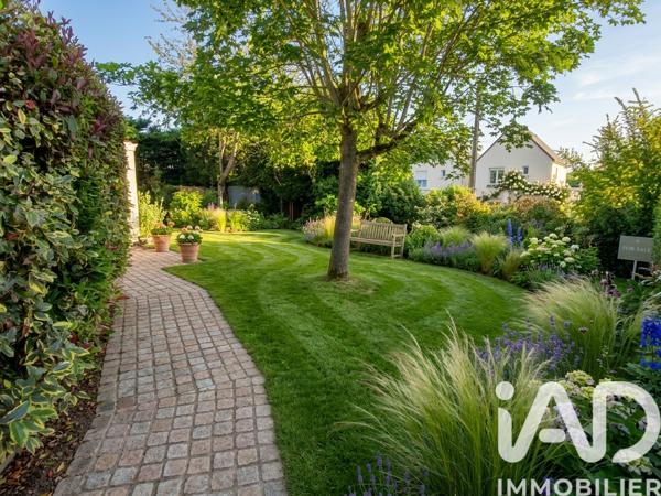 Maison à vendre 5 pièces 228 m² Joué-lès-Tours