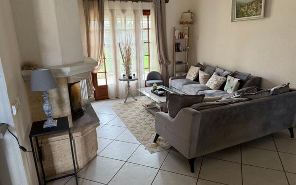 Maison à vendre    4 pièces •  Coulonges-sur-l'Autize