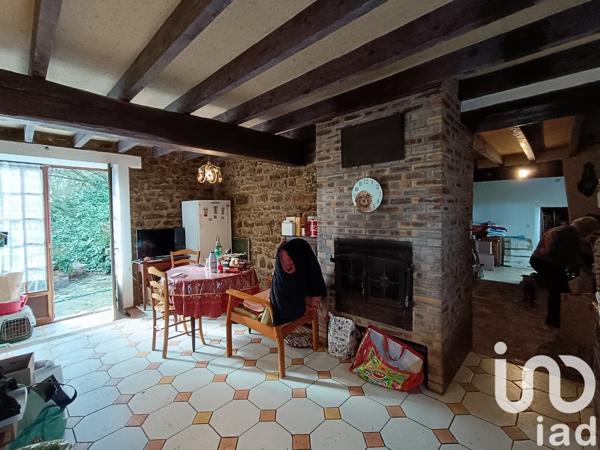 Longère 7 pièces de 194 m² à Alluy (58110)