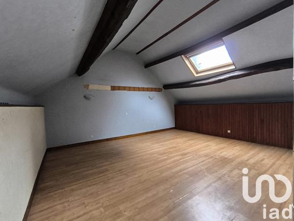 Longère 7 pièces de 194 m² à Alluy (58110)