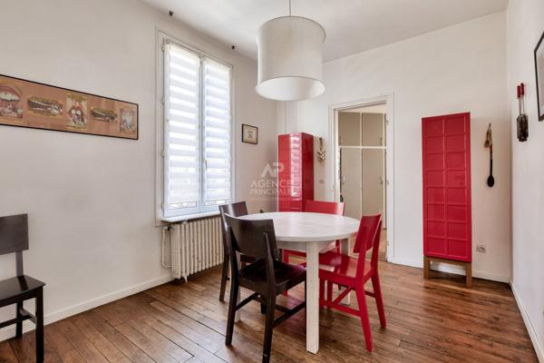 Maison Nanterre 8 pièces, plateau Mont-Valérien, environ 202 m2 850 000 € **  - Référence  15576
