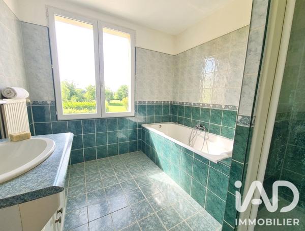 Maison à vendre 4 pièces 99 m² Le Pontet