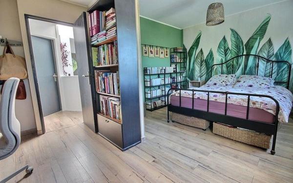 Maison à vendre    6 pièces • 120,05 m2 Élancourt