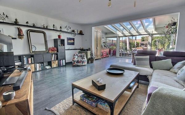 Maison à vendre    6 pièces • 120,05 m2 Élancourt