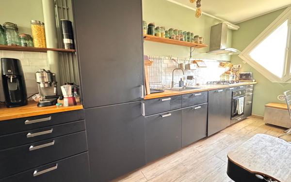 Maison à vendre    6 pièces • 120,05 m2 Élancourt