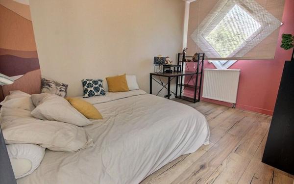 Maison à vendre    6 pièces • 120,05 m2 Élancourt