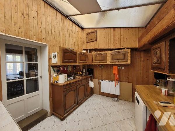 MAISON DE VILLAGE JARDIN DEPENDANCE