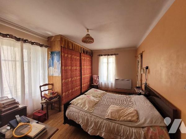 MAISON DE VILLAGE JARDIN DEPENDANCE