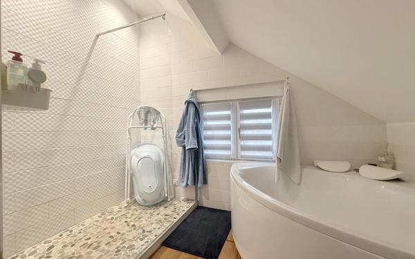 Maison à vendre    4 pièces •  Laon