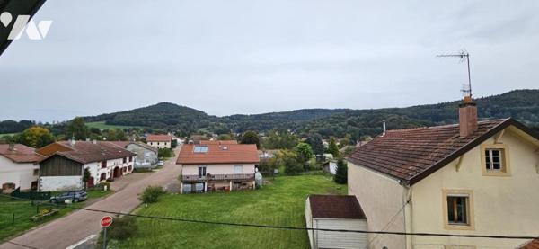 Lot de 2 logements avec dépendances et terrain