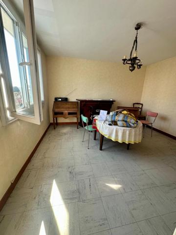 Appt T3 58m² avec balcon, loggia, cave, terrasse