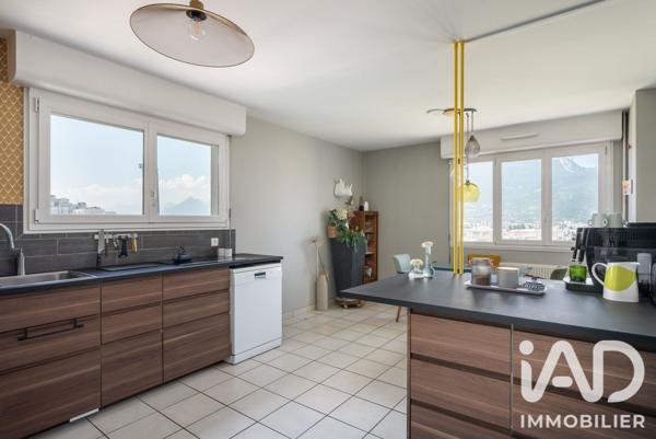 Appartement à vendre 4 pièces 97 m² Grenoble