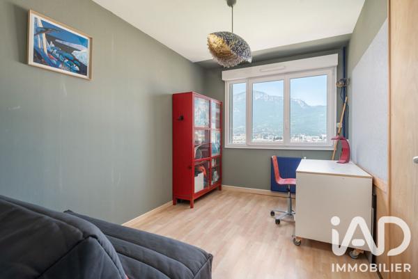 Appartement à vendre 4 pièces 97 m² Grenoble