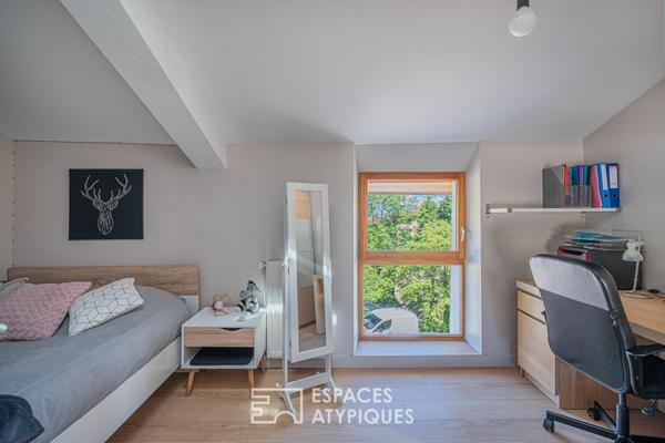 L’élégance minérale, Maison de village du XIXème siècle réinventée