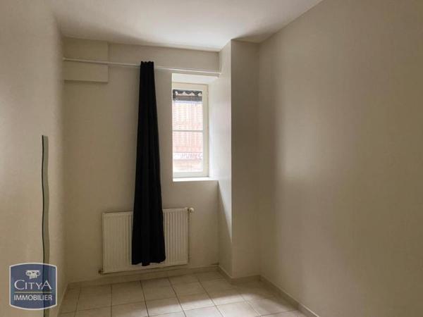 Appartement à louer 4 pièces 115.3m²