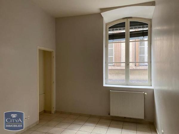 Appartement à louer 4 pièces 115.3m²