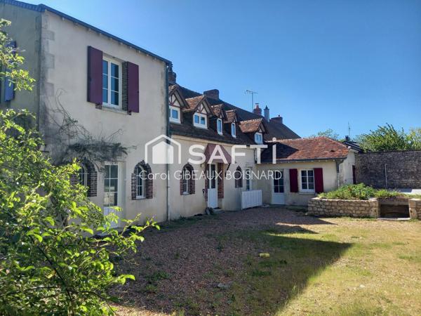Maison ancienne avec sa maison d'amis, dépendance et terrain