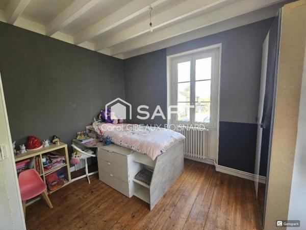 Maison ancienne avec sa maison d'amis, dépendance et terrain
