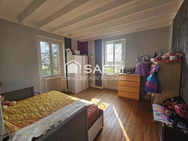 Maison ancienne avec sa maison d'amis, dépendance et terrain