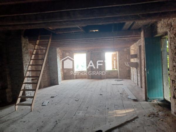 Maison avec terrain est grange et cave