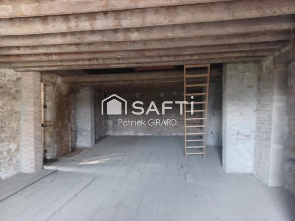 Maison avec terrain est grange et cave