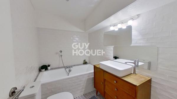 Paris 15 - Convention / Georges Brassens - Loft atypique - 101 m2 - 3 chambres ( commercialité partielle)