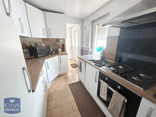 Maison à louer 3 pièces 85m² Crespin (59154)