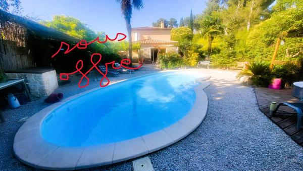 les Camoins, Magnifique Villa de T5 130 m² sur 2000 m² avec piscine,,garage